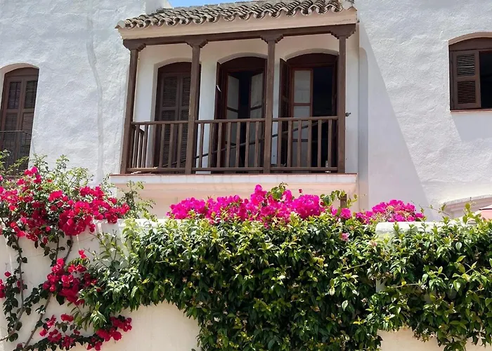 - Playa - En Urbanización Al Lado Del Mar Is17 Villa *