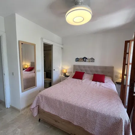 - Playa - En Urbanización Al Lado Del Mar Is17 *